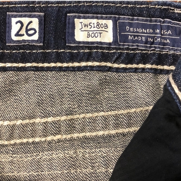 Miss Me Distressed Denim. Bootcut. 26. - Picture 7 of 7